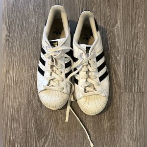 Adidas Superstar Size 5.5Y